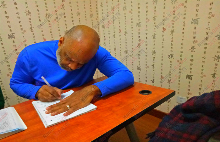 官网 教老外学中文 巴拿马学生学汉语的辛酸苦辣.jpg